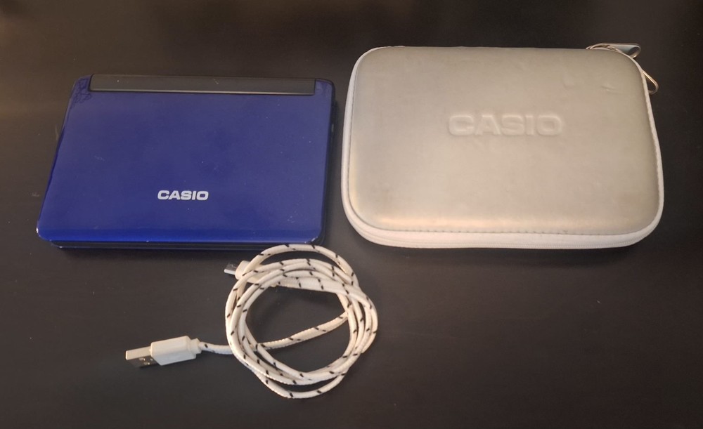 Casio E-F200 electronic Chinese dictionary Tested Working Cobalt Blue cord READ