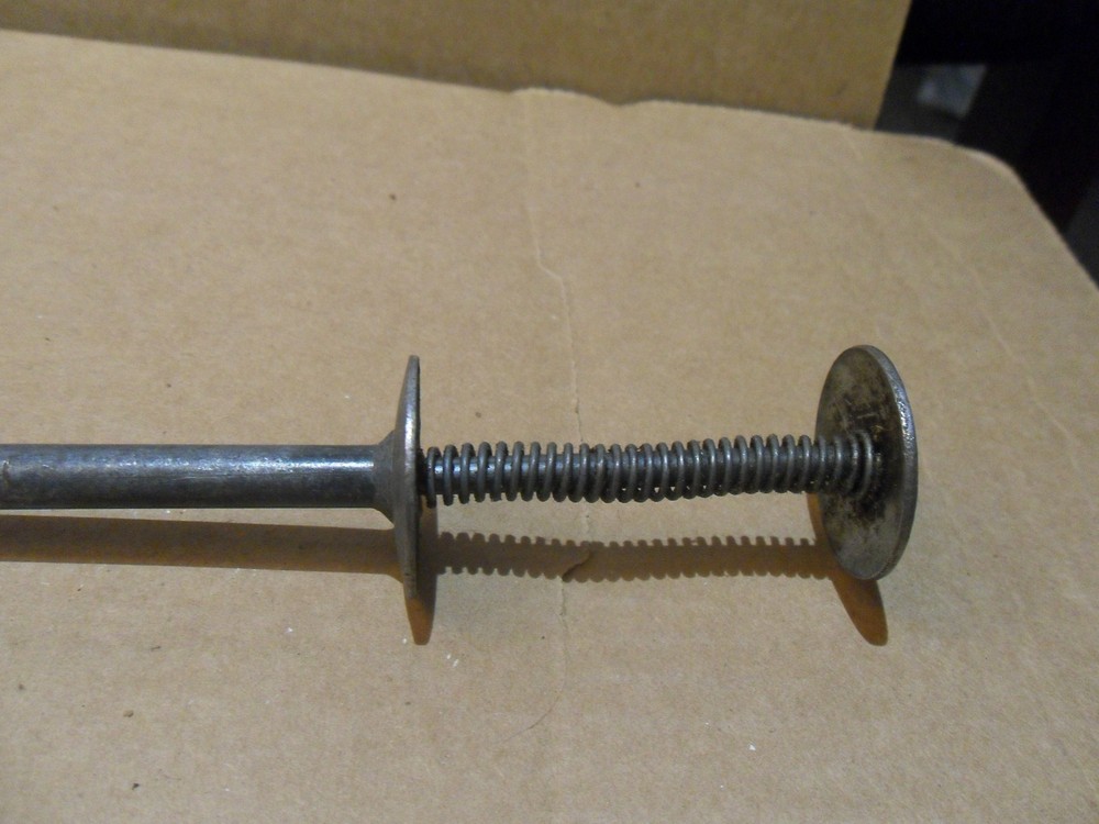 Vintage Grip It Gripper 14"