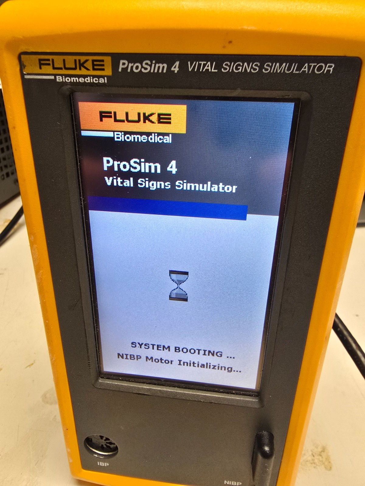 FLUKE Biomedical ProSim 4 Vital Signs Simulator TESTED 7-2022 Calibration