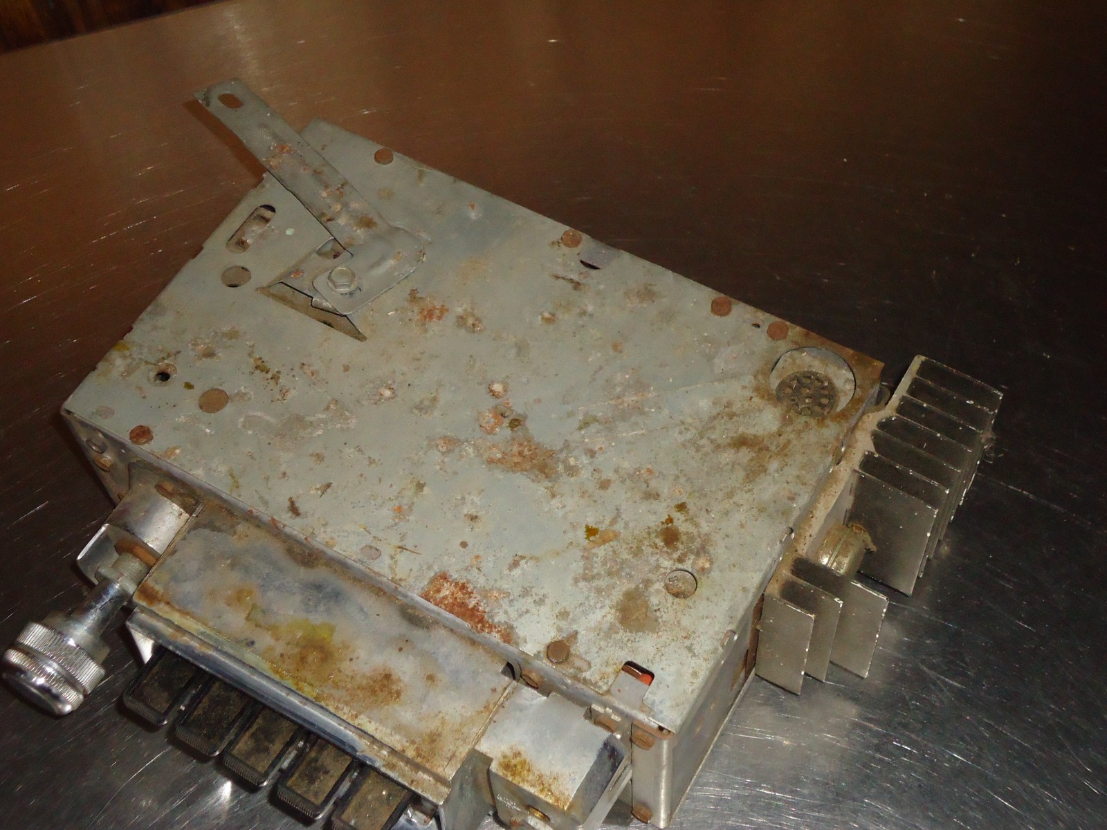 OEM GM Delco AM/FM Radio 986847 Chevy 1967 Chevrolet Caprice Impala SS 427