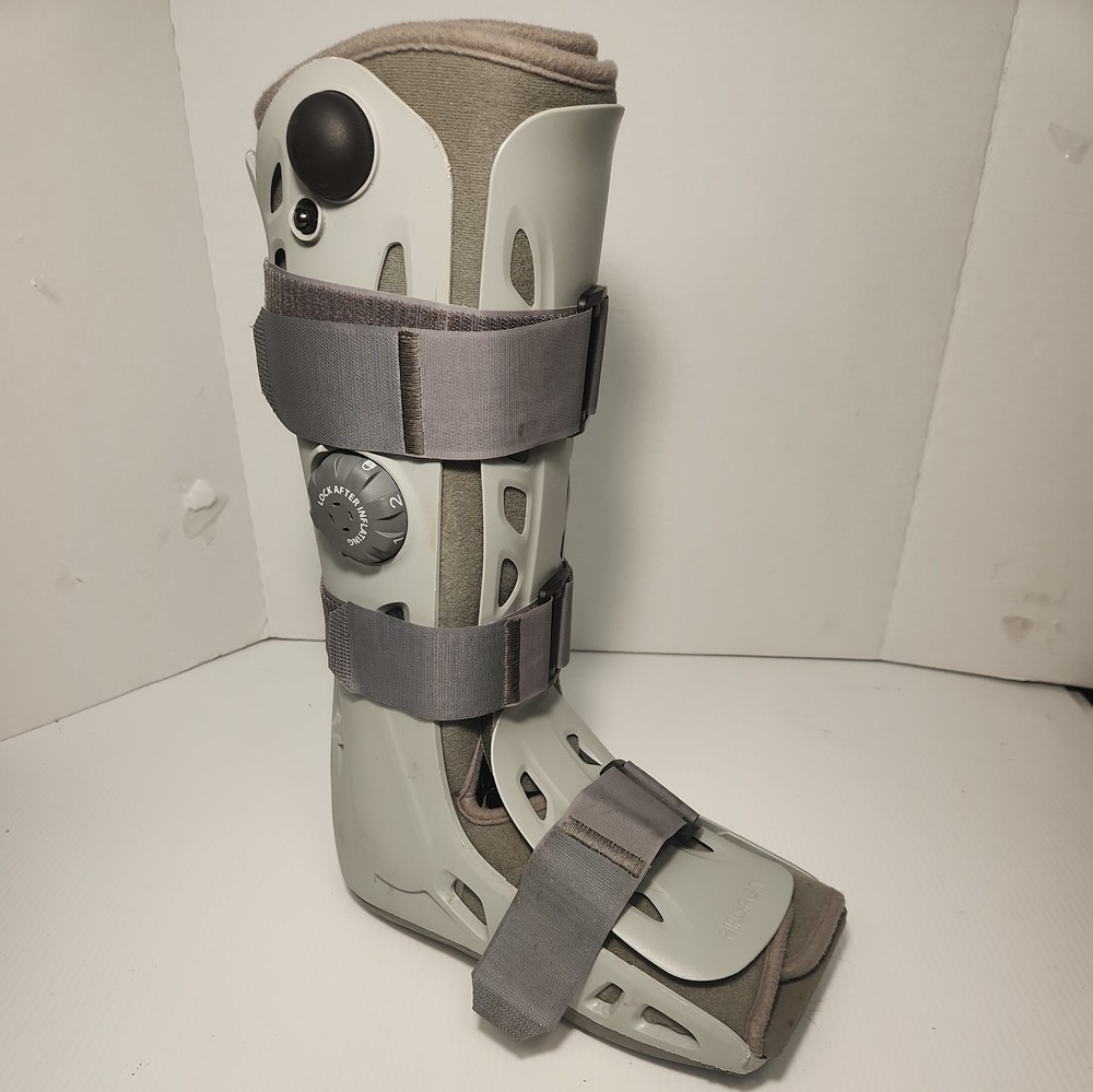 Aircast Softstrike Walking Boot Large With Side Pump Inflation Inflatable