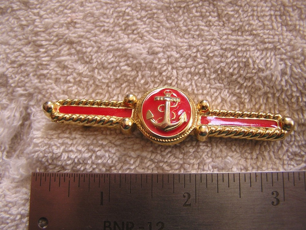 Vintage Anchor Pin Red