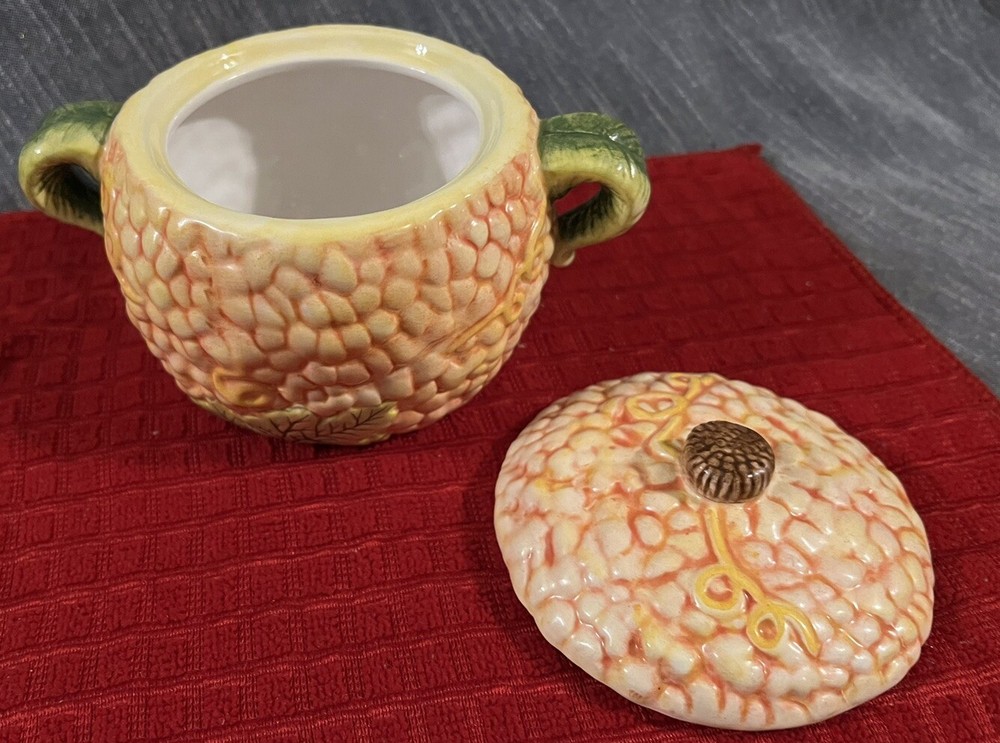 Falcon Farm Ceramic Pumpkin Serving Bowl. Year 2000