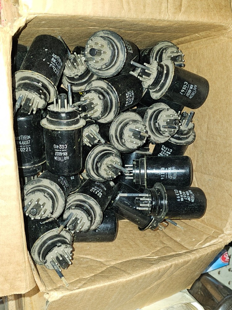 RAYTHEON RK-6037 TUBE LOT