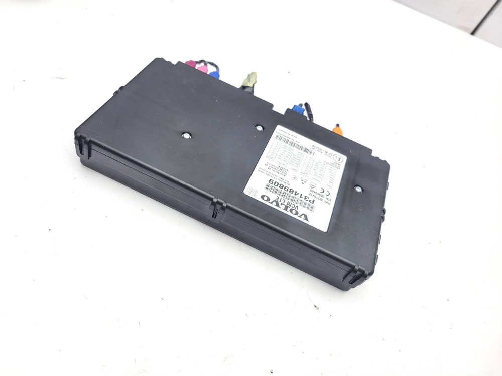VOLVO XC40 2019 VCM CONTROL MODULE ECU UNIT 31489809