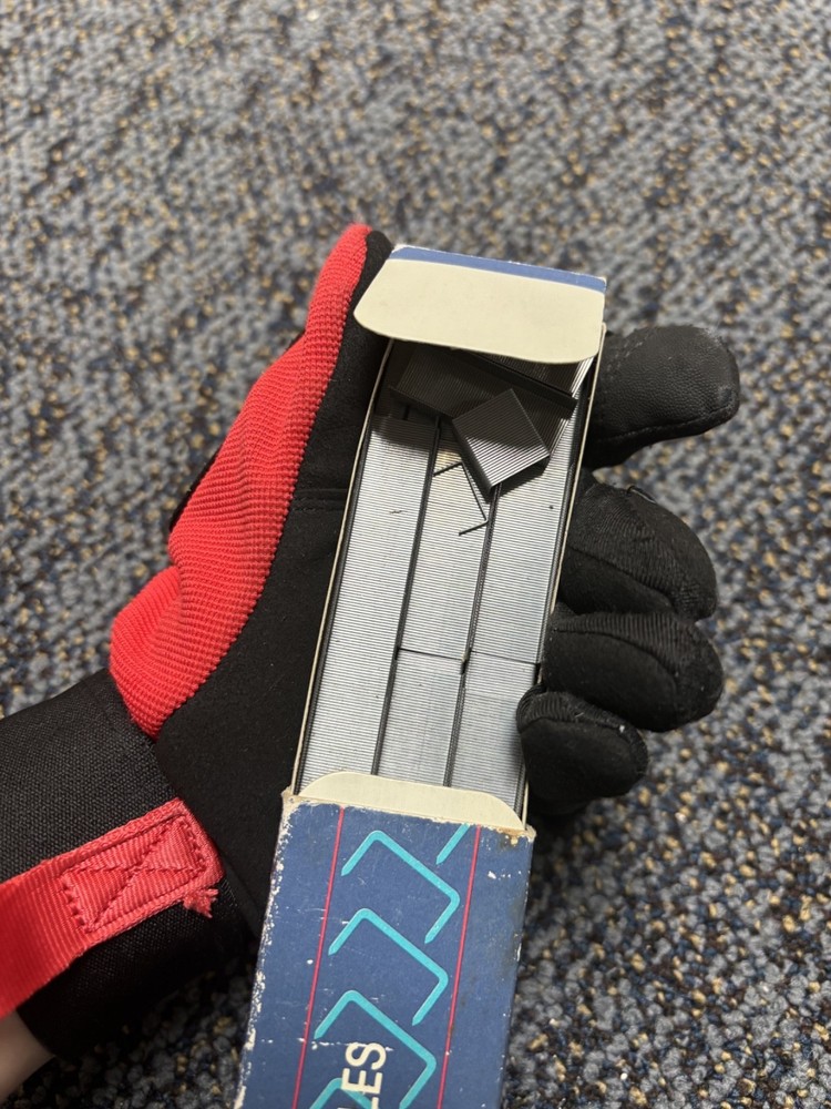 Premium Chisel Point Standard Staples