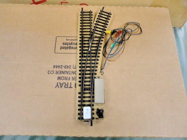 Marklin Ho Model Track 3900  MW Right hand switch set #6  nice!