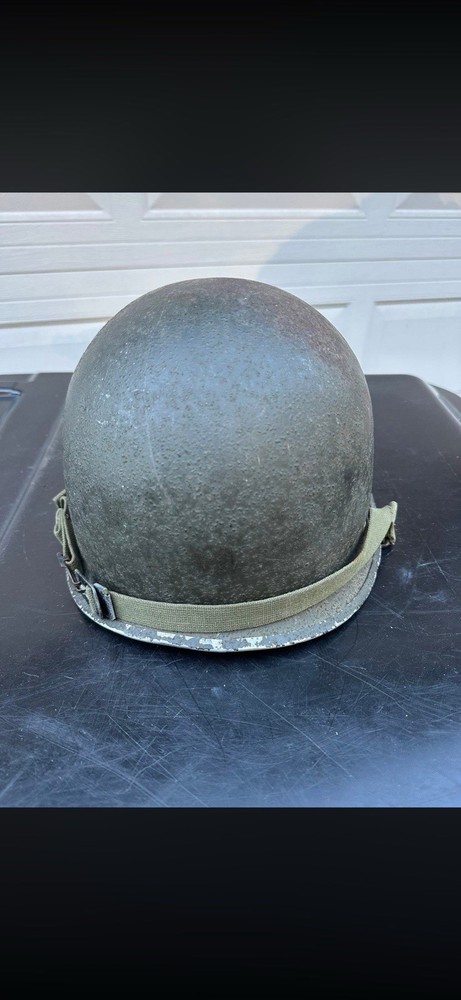 WW2 SCHLUETER M-1 HELMET - PAINTED CAPTAIN BARS