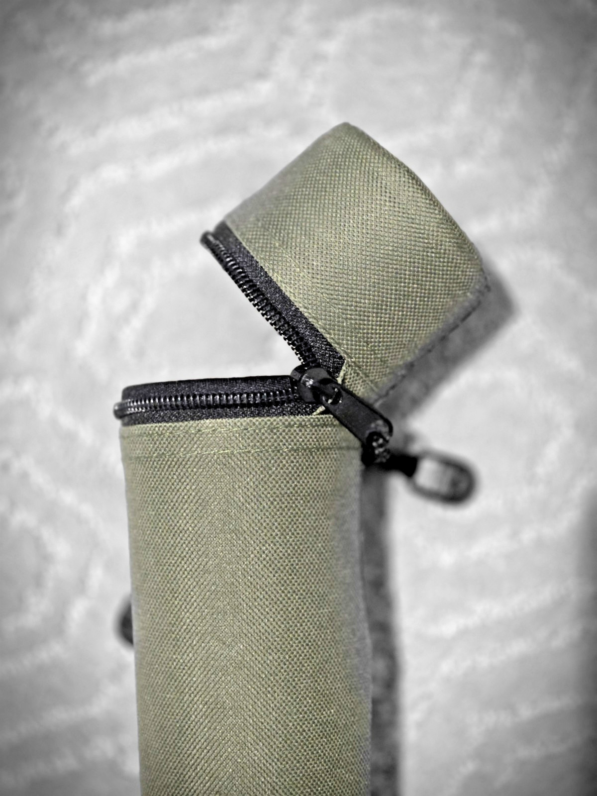 FISHING FLY ROD STORAGE TUBE TRAVEL CASE 31” OLIVE GREEN