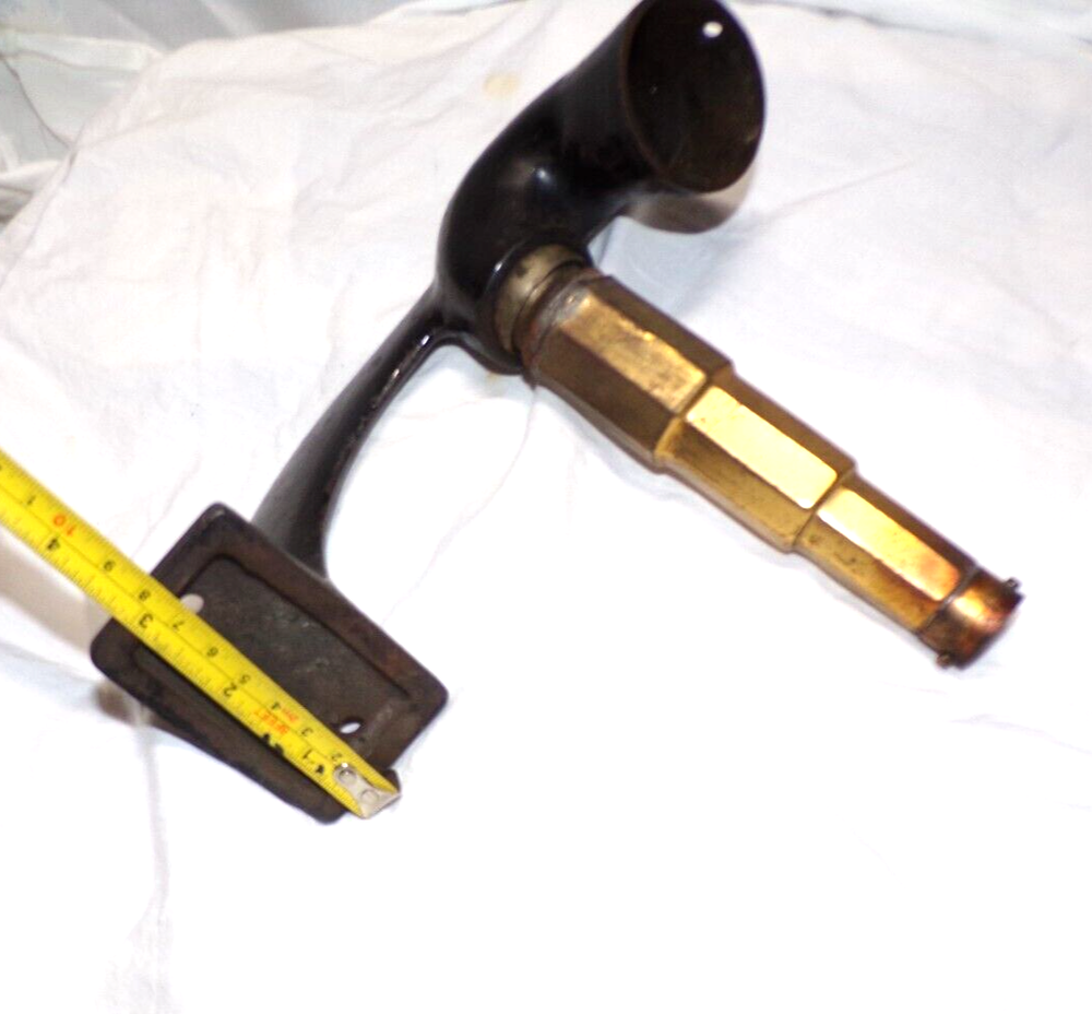 DISC PHONOGRAPH BACK BRACKET AND TONE ARM