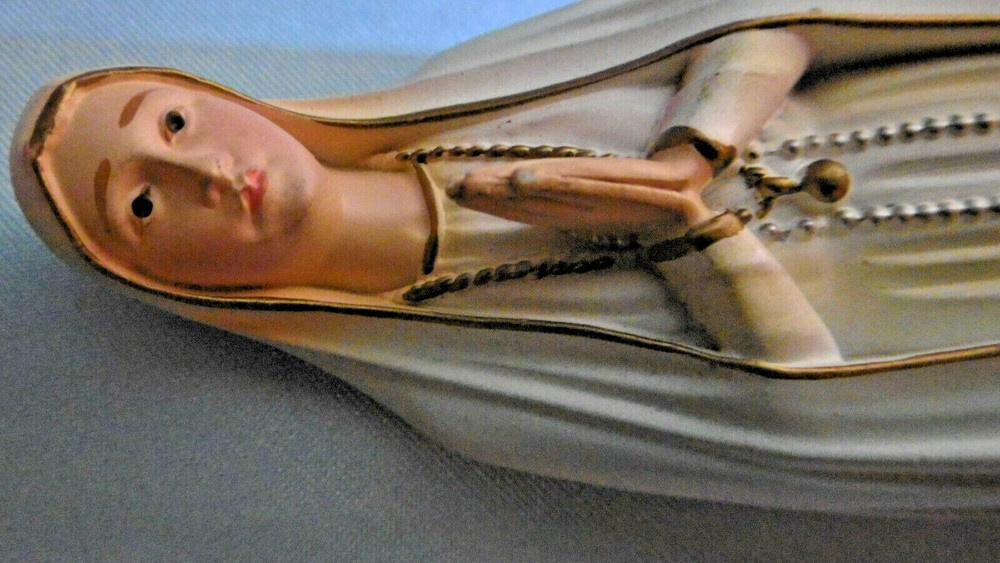 Figure Fatima Plaster Or Resin