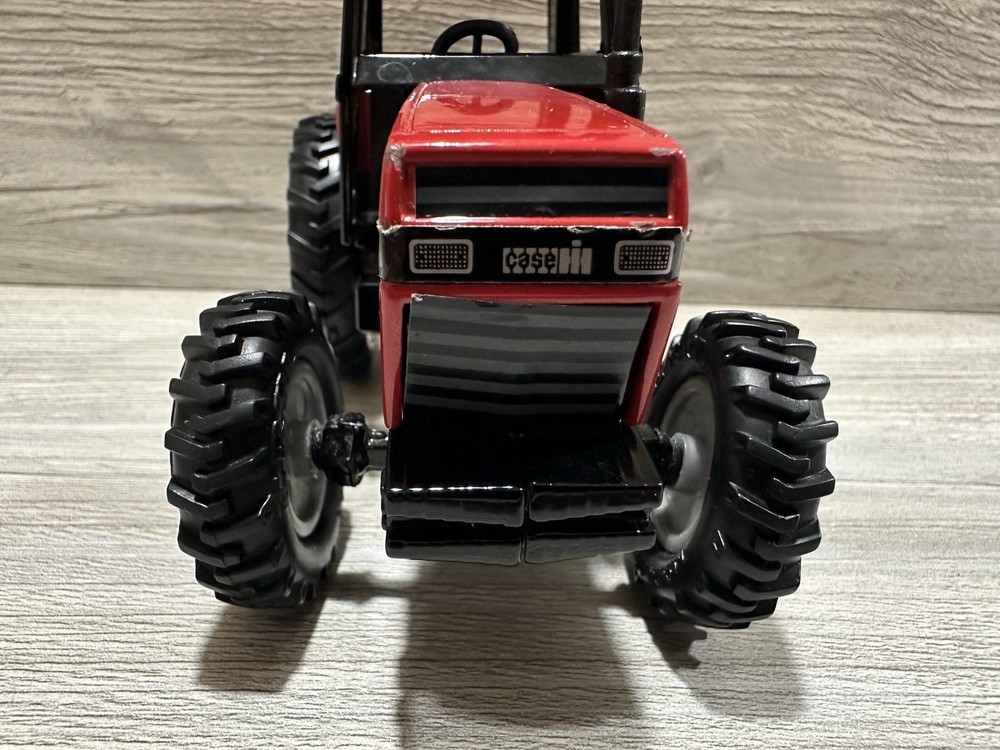 ERTL Case International 2294 Tractor Front Drive *Needs Work*