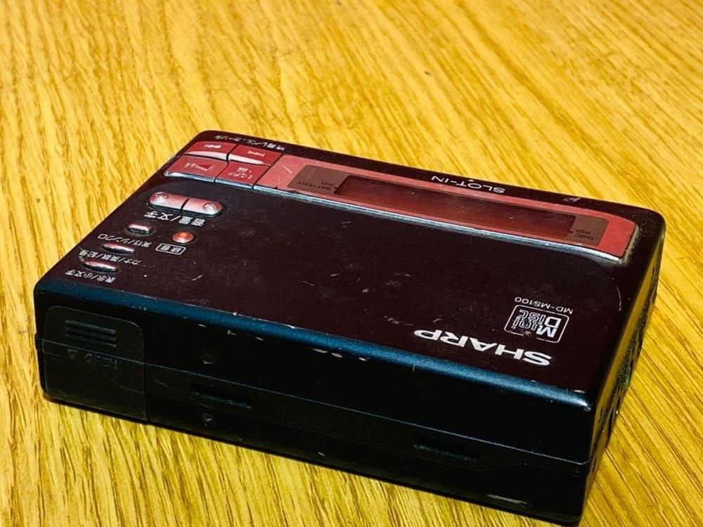 Sharp MD-MS100-B MD Portable Recorder Made In Japan Untested