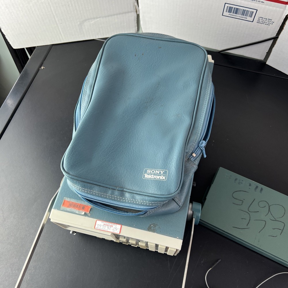 Sony Tektronix 308 Data Analyzer - Untested Powers On