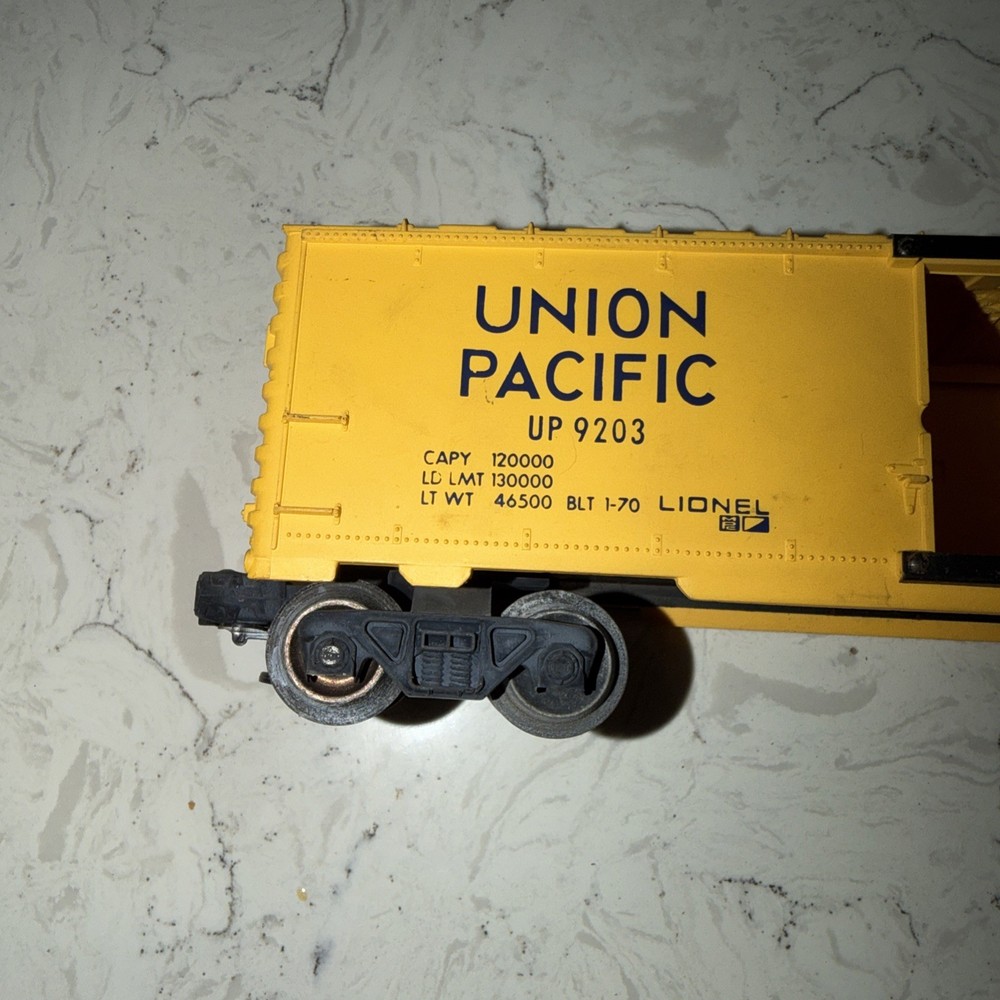 Lionel UP 9203