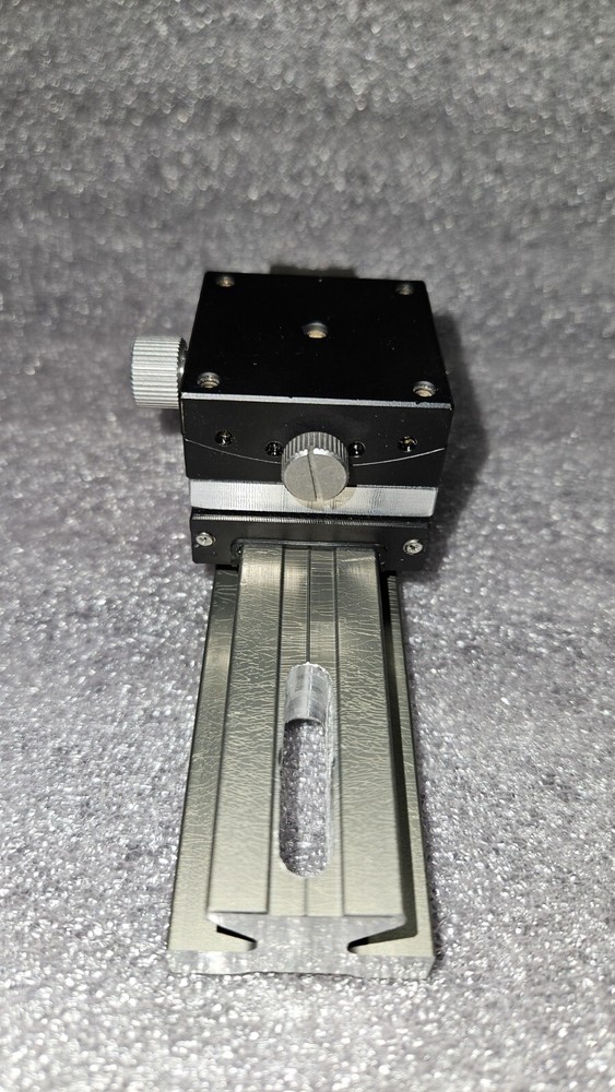 OptoSigma +/- 20 Degree Goniometer. SSEBW 14, Linear Bearing Guide