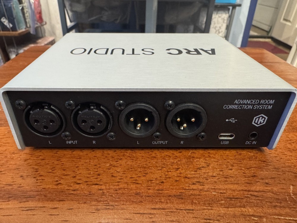 IK Multimedia ARC Studio Advanced Room Correction System