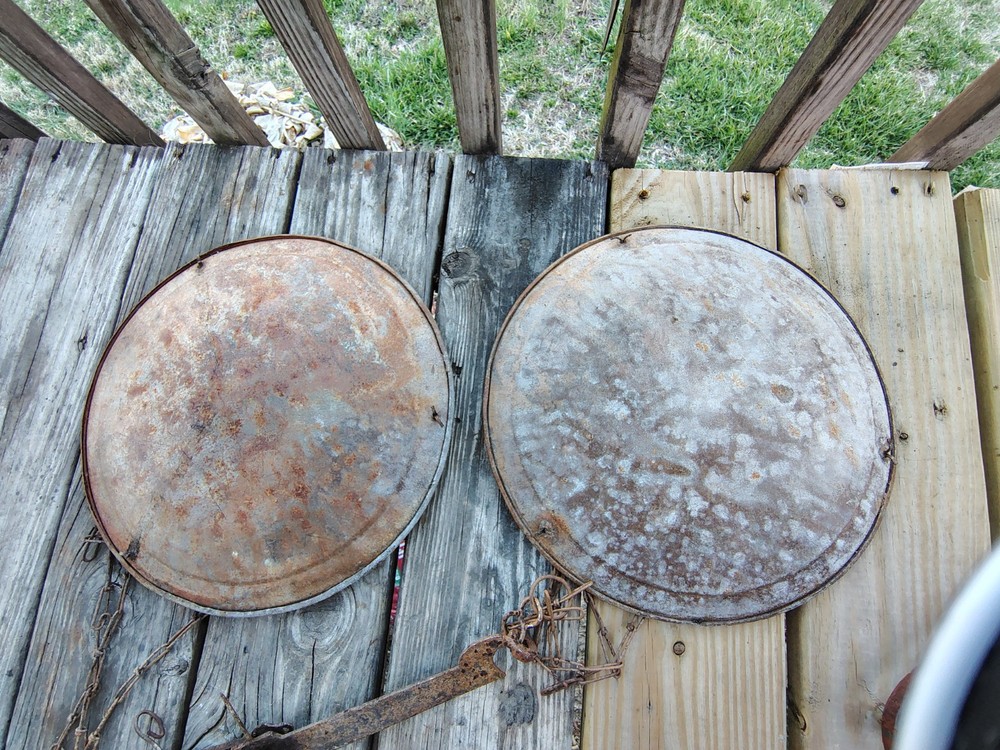 Big Rustic Equal-Arm Scale