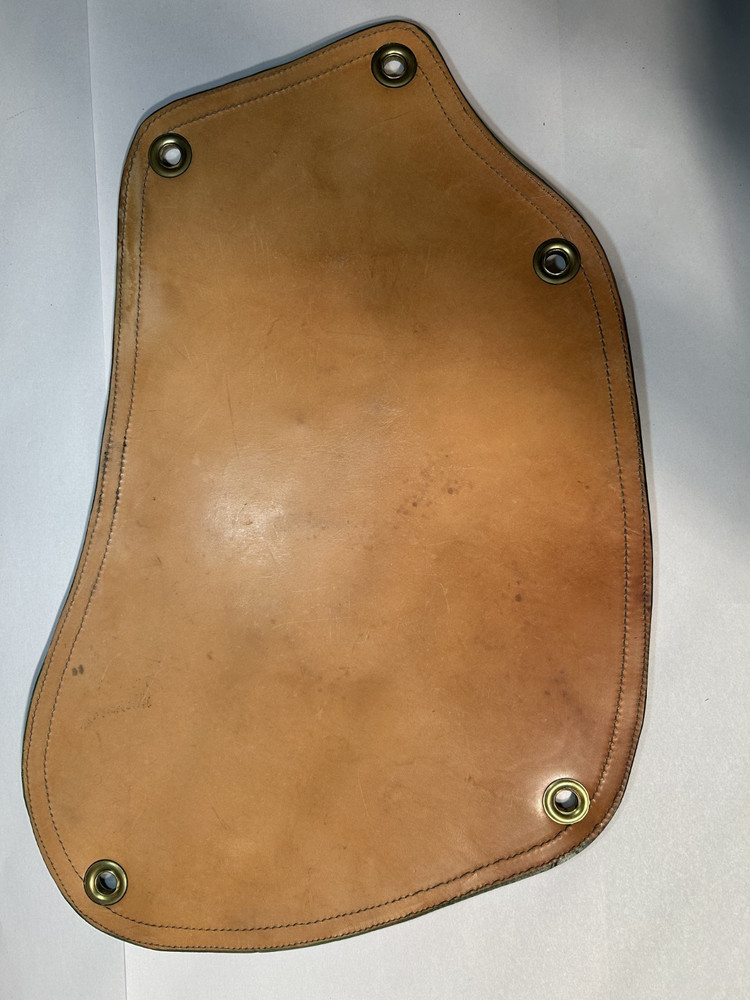 Ponying Shoulder Guard – Leather – Protective Shield – Green Trim