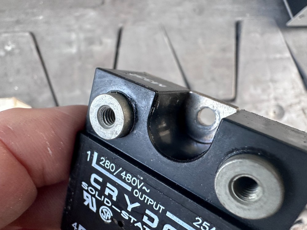 Crydom D4825 Solid State Relay