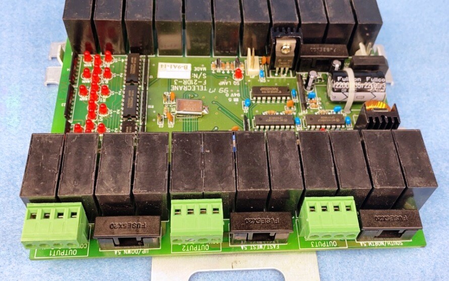 TELECRANE F-21DR-3 CONTROLLER BOARD