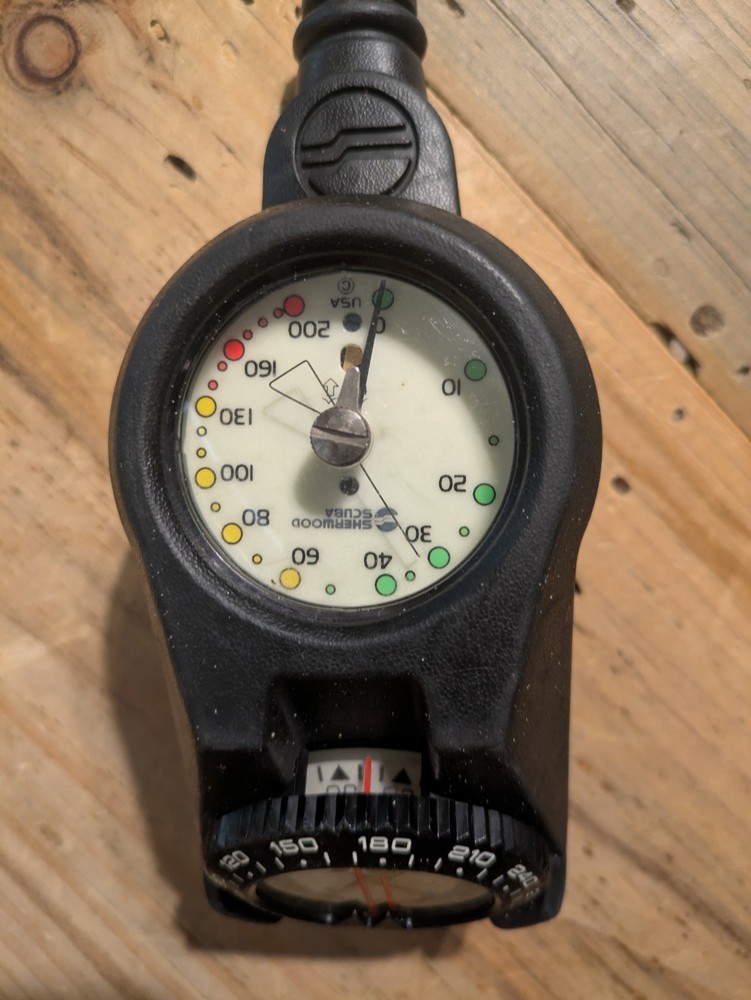 Scuba Diving Dacor Viper Regulators with Gauges UNTESTED