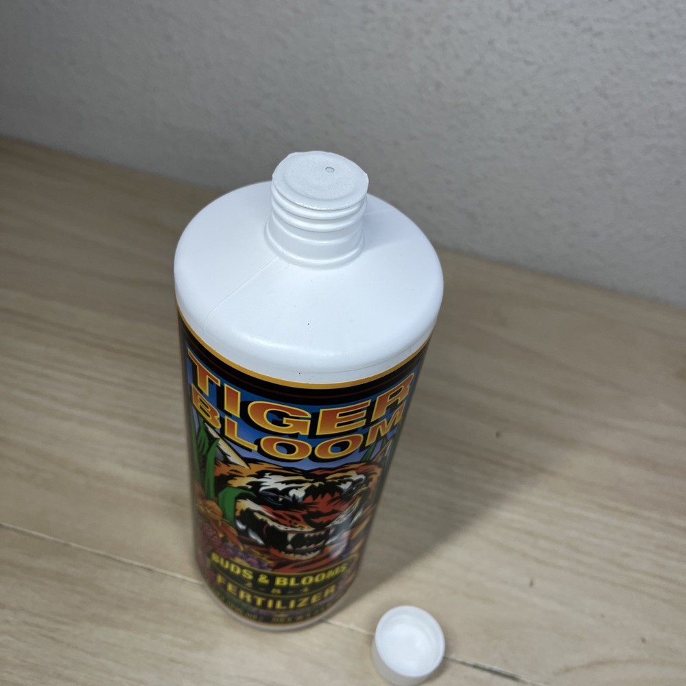 Tiger Bloom Fertilizer, 1-Qt.