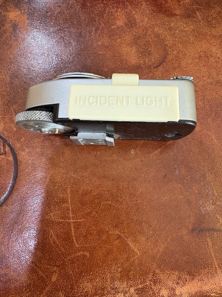 Leica MC Meter with original box!