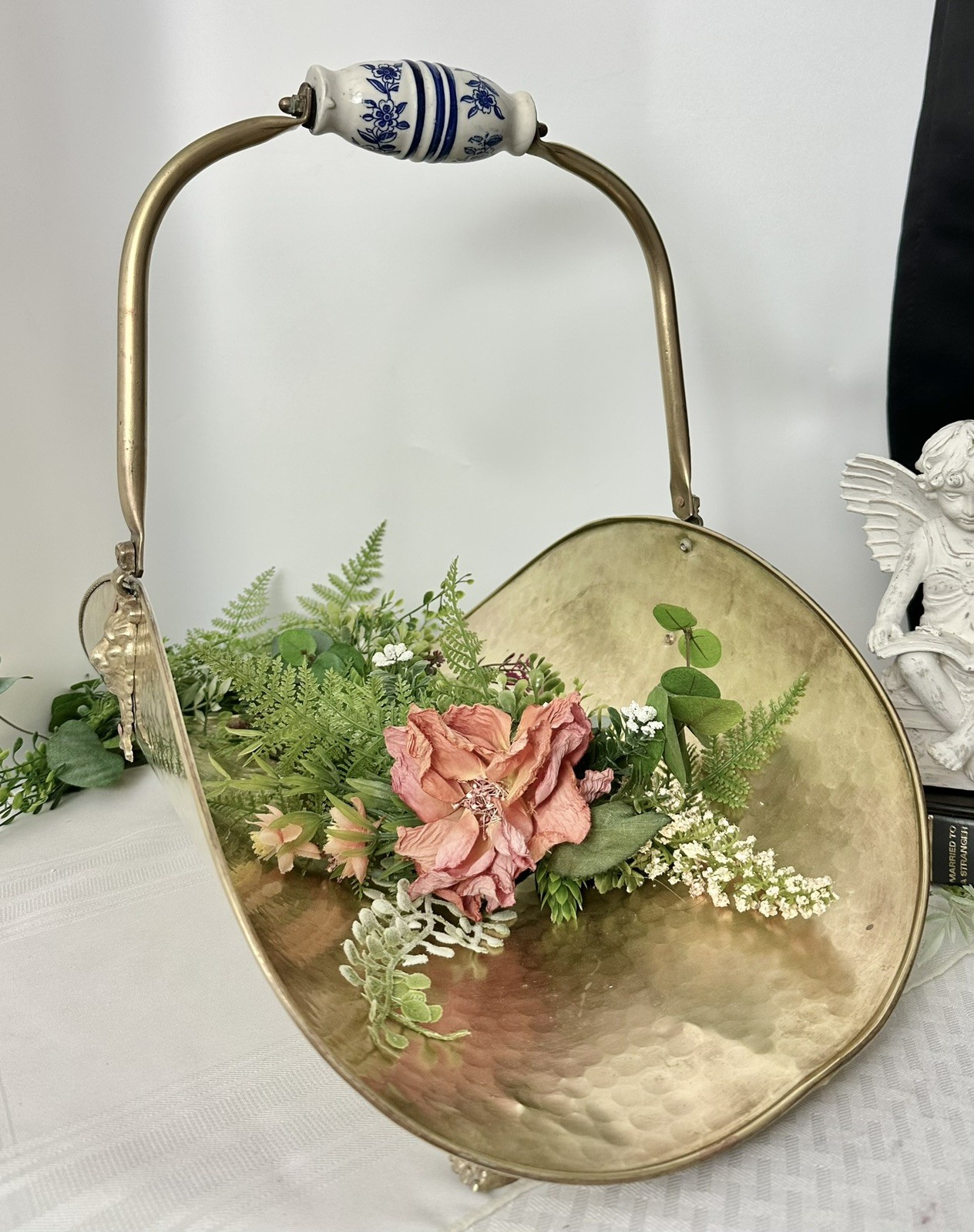 Vintage Brass Fireplace Log Holder Lion Paw Feet Delft Blue Handle Large