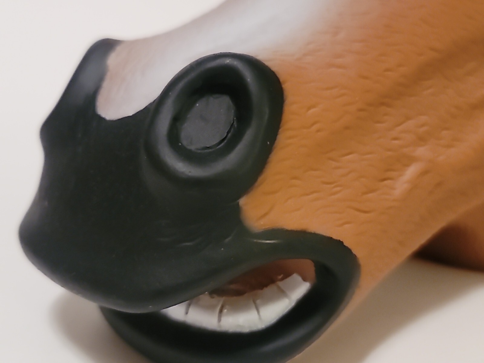 Squirrel Feeder NIB Horse Head Archie McPhee Accoutrements Big Head Animal