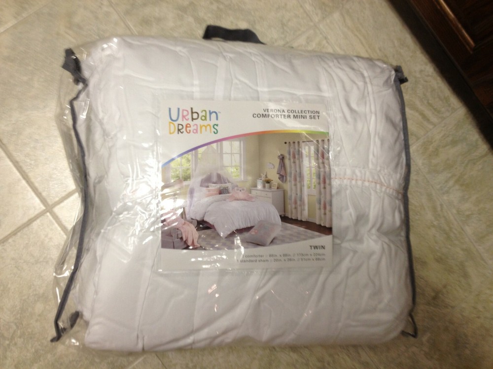 White Twin 2 Piece Comforter Set Comforter and Sham Machine Washable