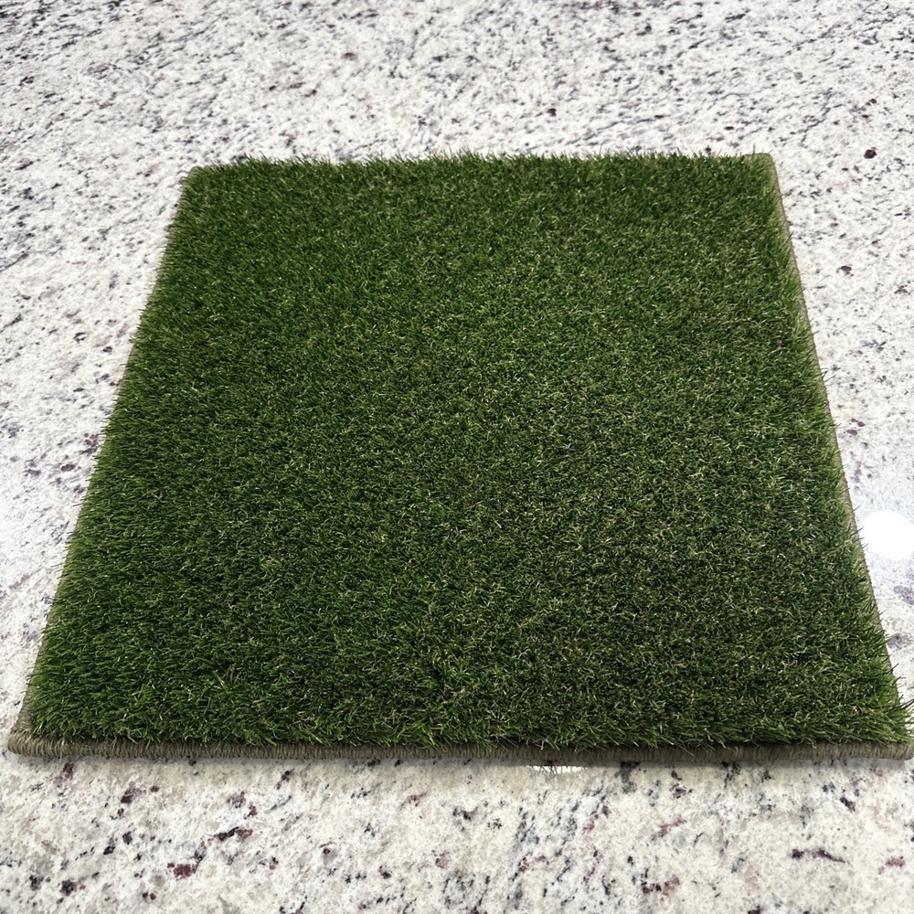 Golf Hitting Mat 18” X 18”