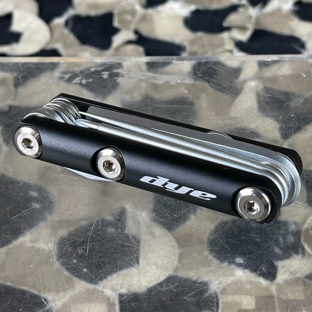 NEW Dye Core Multi Tool - Black