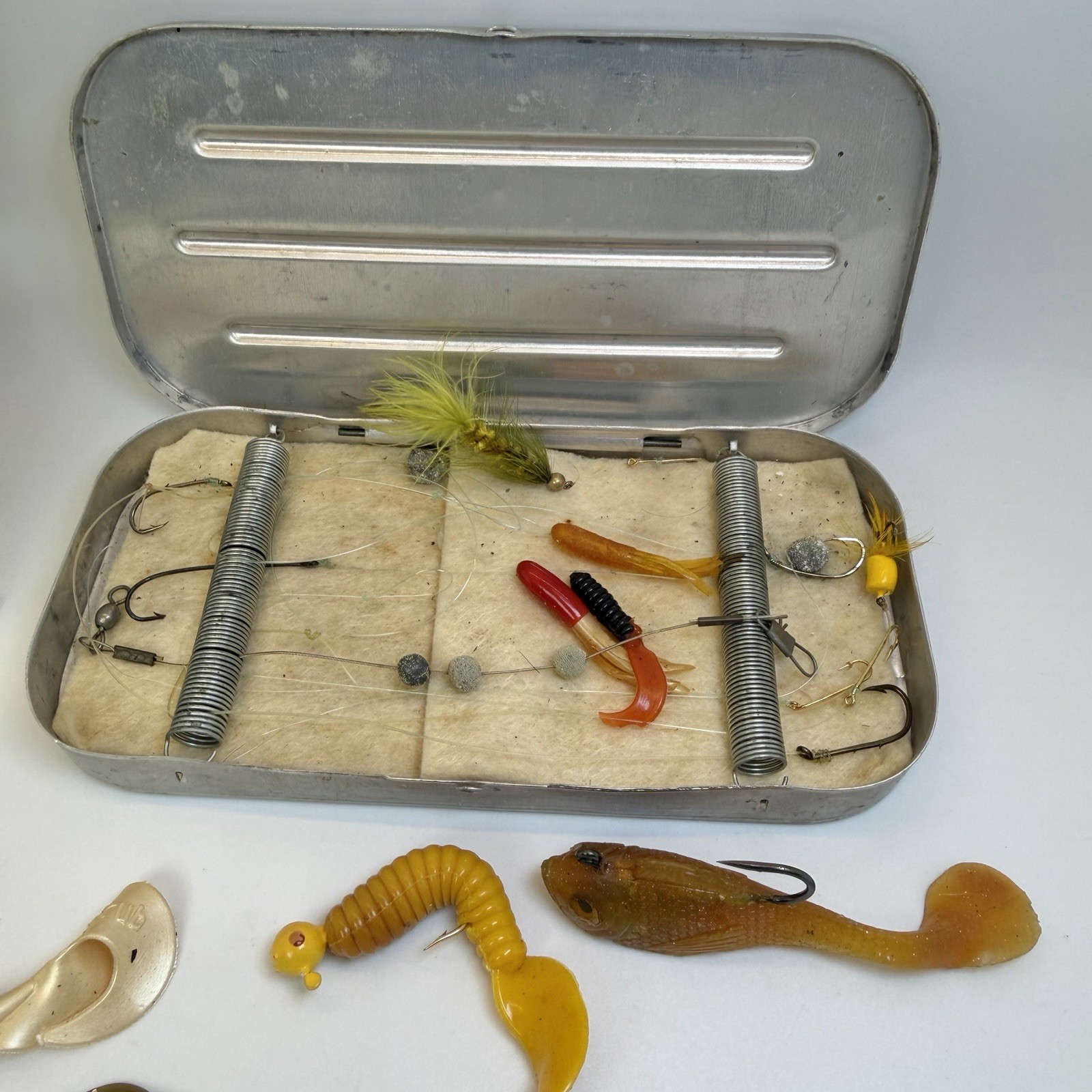 Vintage Fishing Lure Lot Soft Plastics Jigs Pocket Tackle Box Capt Micks Bass