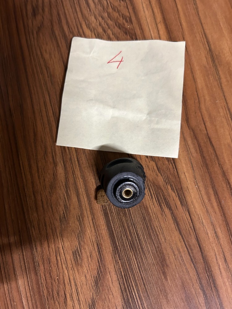 Hoyt String Stopper; Color: Black
