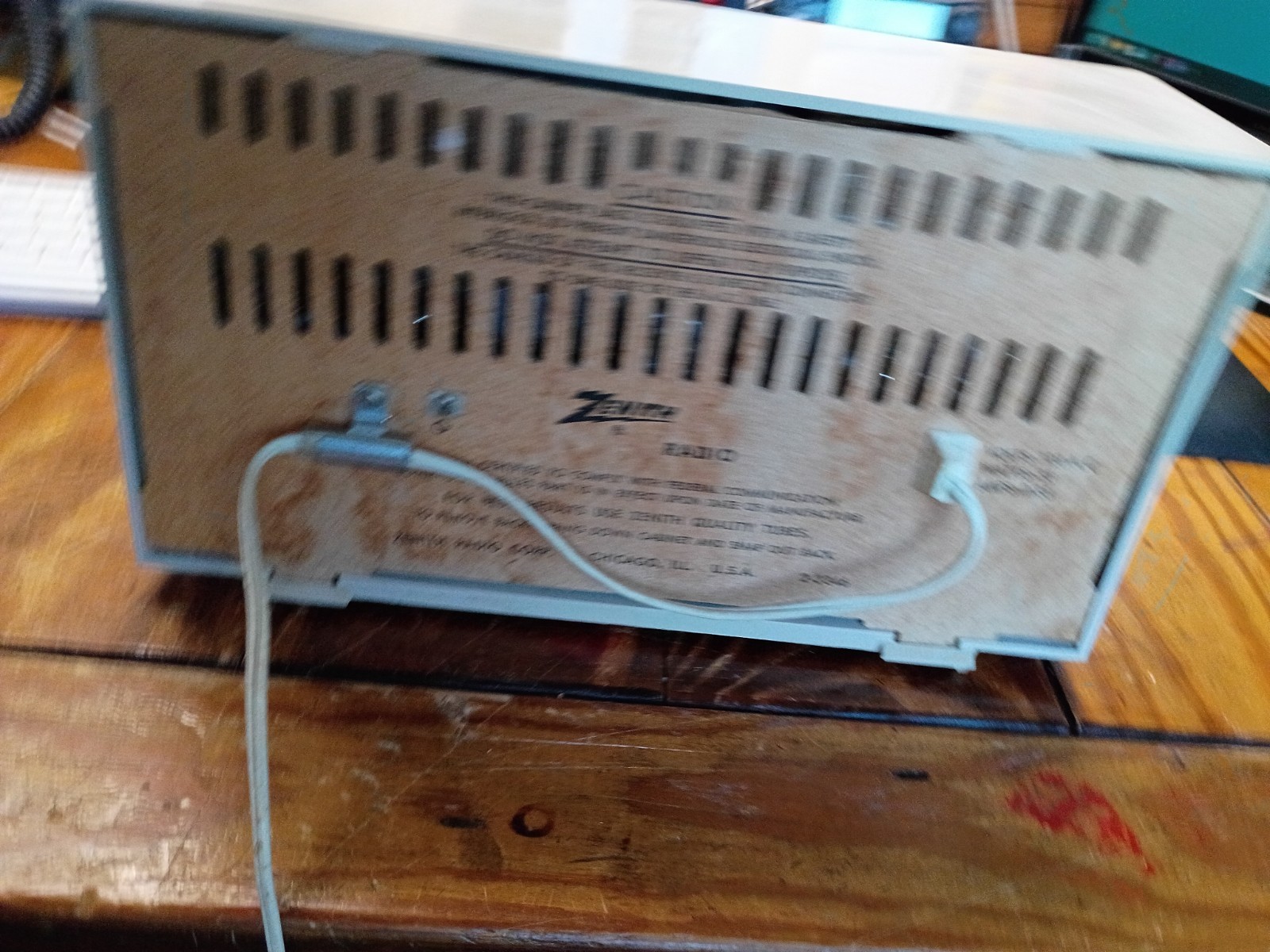 ✨RARE 1969 Zenith Model Z316L AM FM Tube Radio Works Watch The Video Make Offer✨