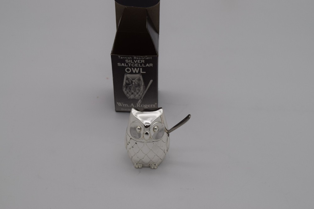 Wm A Rogers Oneida Silverplated Owl Saltcellar Lined , w/Spoon NIB