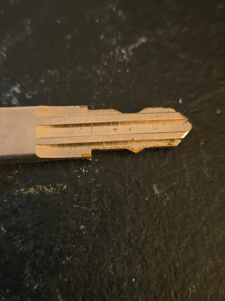 GREENWALD SENTINEL KEY CODED G3736 (3D5)