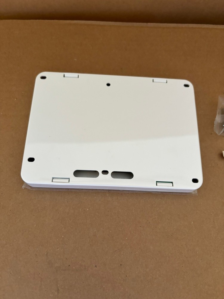 DMP 7872-WBAY-CB 4 Zone Touchscreen Keypad