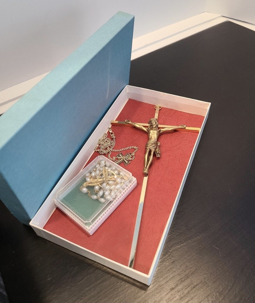 Cross, necklace and rosary