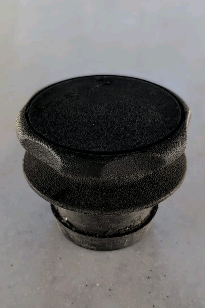 Freightliner Cascadia In-Frame Between Mid Frame Battery Box Hold-Down Nut Screw