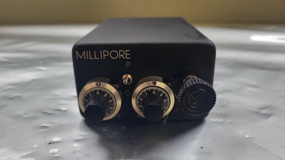 Millipore WCDS000F4 Dispense Controller S/N - PRI984054
