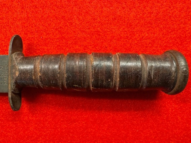 CAMILLUS USN WW2 MK 2 FIGHTING KNIFE IN BM CO SHEATH (760)