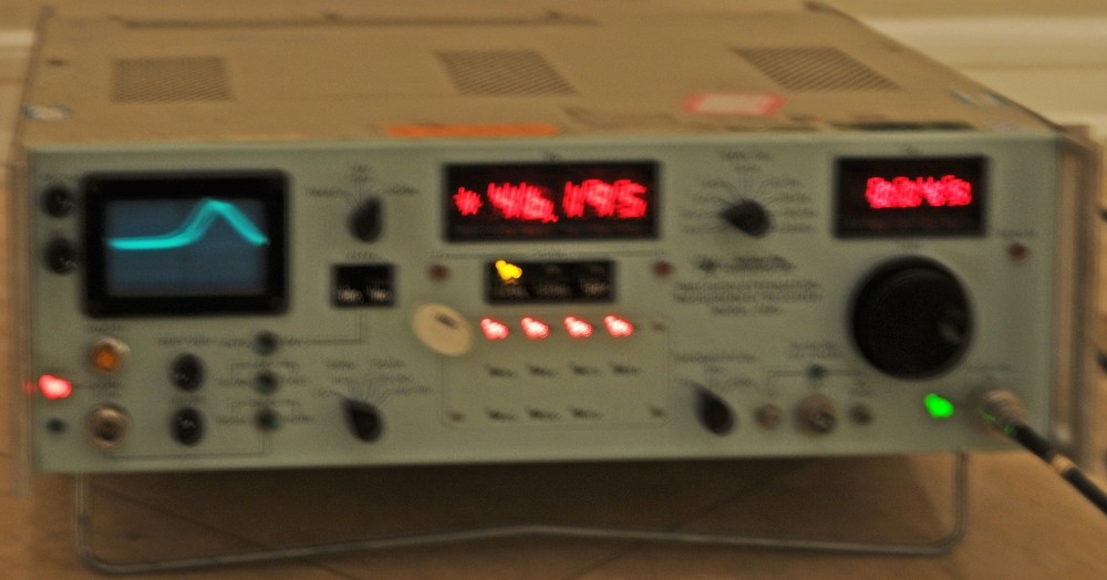 Micro-Tel Model 1295 Precision Attenuation Measurement Receiver Please Read AD