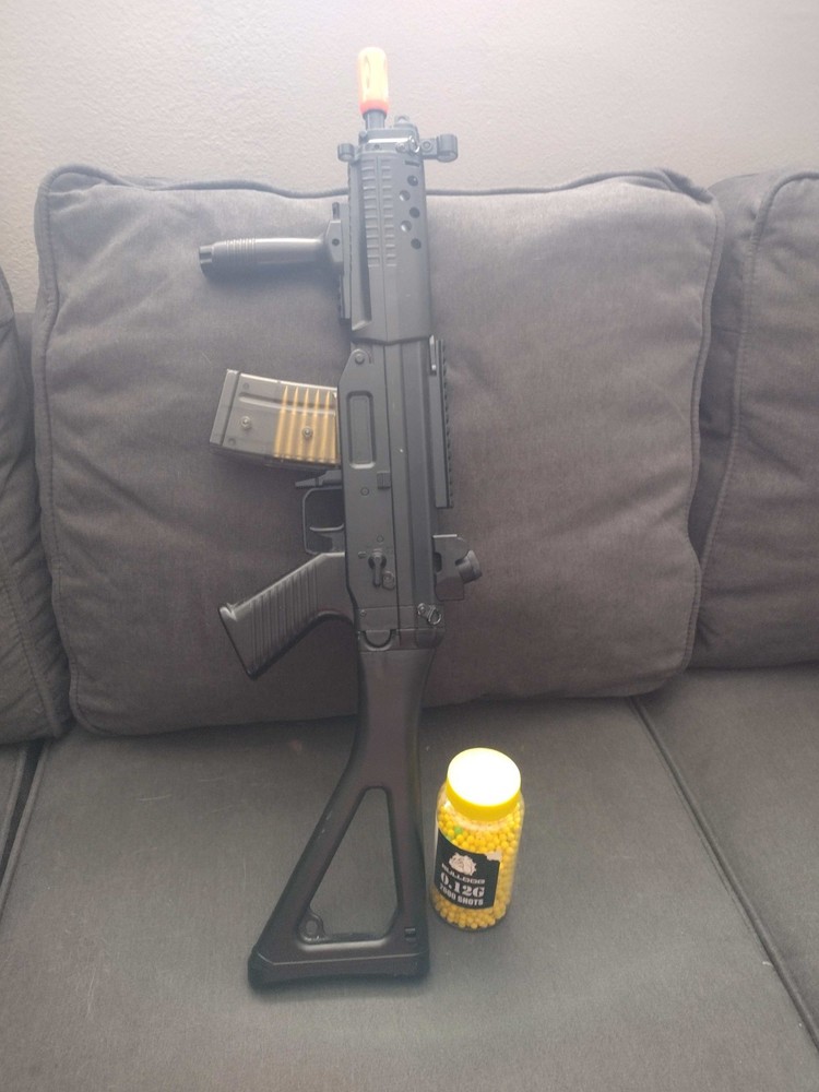 Airsoft Gun