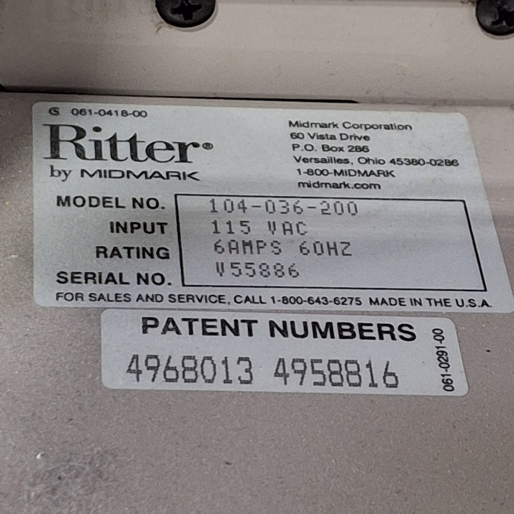 Midmark Ritter Model 104 Exam Table