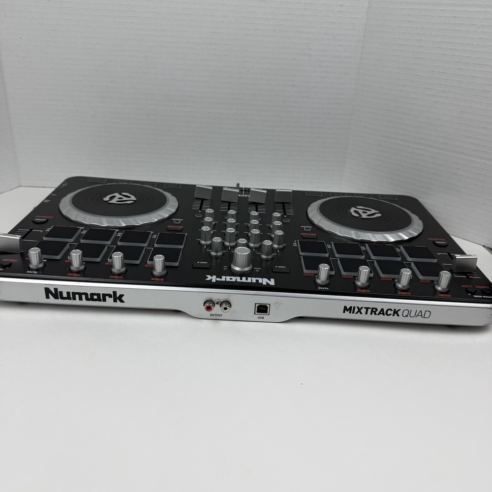 Numark Mixtrack Quad 4-Channel DJ Controller with Audio I/O 16 Untested READ