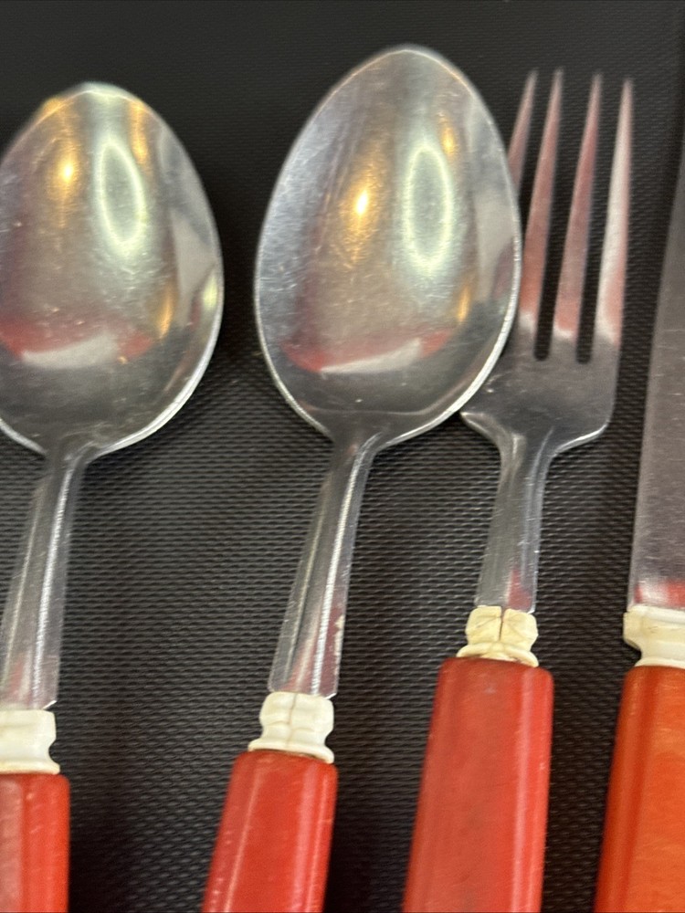 BAKELITE Sta-Brite Cherry Red Handled Silverware Set Spoons Fork Knife Butter