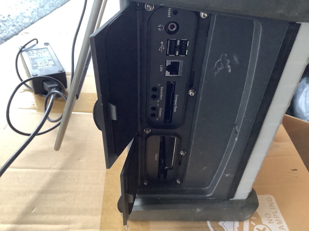 Agilent E7495A Wireless Base Station Test Set in real nice shape NO BATTERY