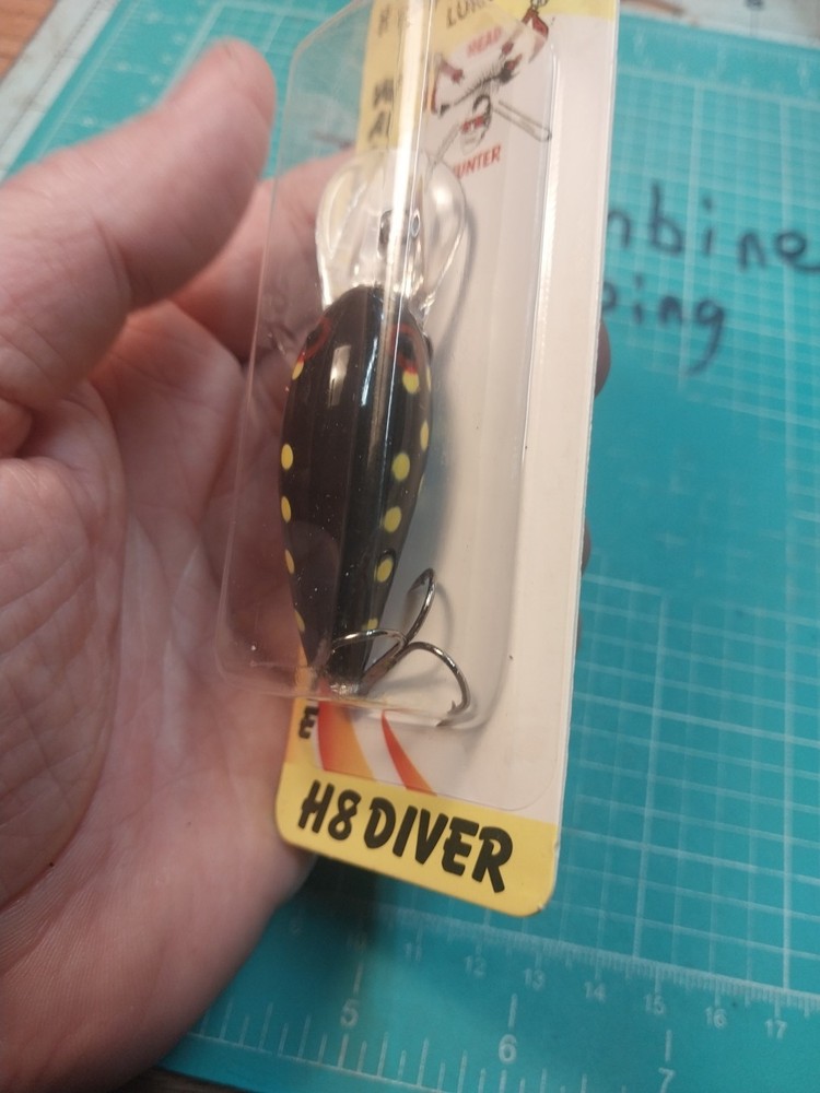 Head Hunter Crankbait Nip 8-10 Ft Same As Bandit 200